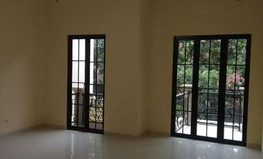 Di jual rumah baru di kemanggisan dekat Binus