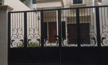 Di jual rumah baru di kemanggisan dekat Binus
