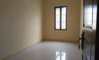 Di jual rumah baru di kemanggisan dekat Binus
