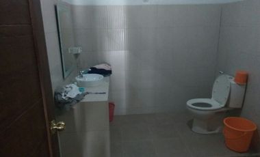 Disewa Rumah Besar Bisa Utk Gudang di Cicukang Sayap Taman Kopo Indah