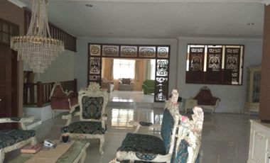 Disewa Rumah Besar Bisa Utk Gudang di Cicukang Sayap Taman Kopo Indah