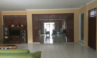 Disewa Rumah Besar Bisa Utk Gudang di Cicukang Sayap Taman Kopo Indah