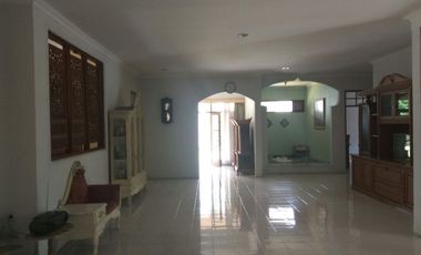 Disewa Rumah Besar Bisa Utk Gudang di Cicukang Sayap Taman Kopo Indah