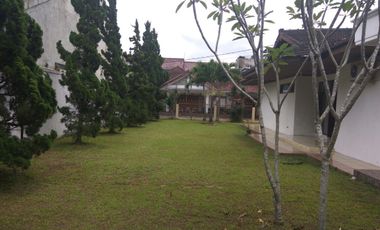Disewa Rumah Besar Bisa Utk Gudang di Cicukang Sayap Taman Kopo Indah