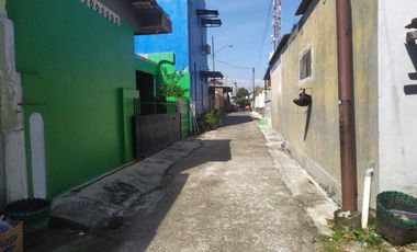 Dijual Tanah Bonus Rumah Lama di Jagalan Jebres Solo Lokasi Strategis