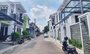 Dijual Cepat Rumah Mewah Dalam Perumahan Elite Dukuh Permai Residence Jaktim