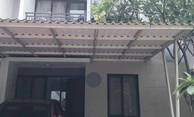Disewakan Rumah Premier Estate 3 Cibubur Kranggan Cantik Minimalis