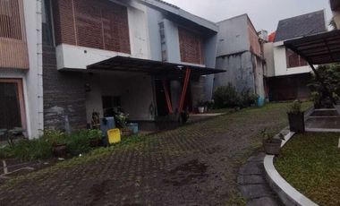 Dijual Rumah Bagus 2Lantai Cigadung