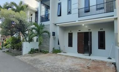 Rumah minimalis modern baru dekat pasar Pasty dan kraton Jogja