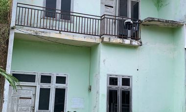 Dijual rumah dalam kondisi bekas