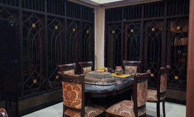 Rumah Mewah 2 Lantai 700 m2 di Manahan, Solo