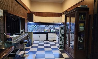 Rumah Mewah 2 Lantai 700 m2 di Manahan, Solo