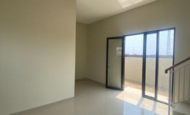 RUMAH DI PAULAN COLOMADU DEKAT RUMAH PAK JOKOWI SOLO DAN KAMPUS UMS