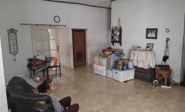 Rumah di pusat kota Jakarta timur