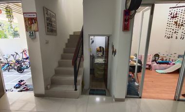 JUAL Rumah Minimalis di Komplek Cempaka Hijau, Jl.Paledang, Bandung