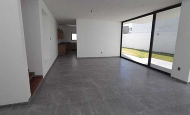 CASA EN VENTA  y/o RENTA EN CERRADA DEL PEDREGAL