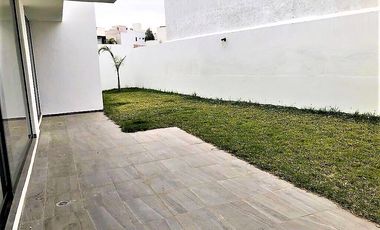 CASA EN VENTA  y/o RENTA EN CERRADA DEL PEDREGAL