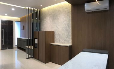 Disewakan Cepat Rumah Full Furnish Mewah dan Termurah. Dekat taman