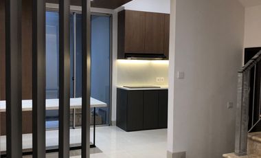 Disewakan Cepat Rumah Full Furnish Mewah dan Termurah. Dekat taman