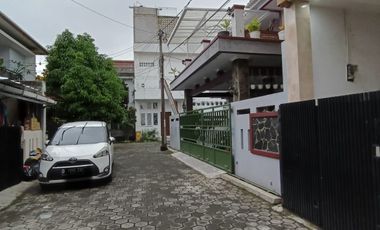 Jual Rumah CANTIK BANGET Lingkungan Nyaman MURAH strategis dkt cimahi