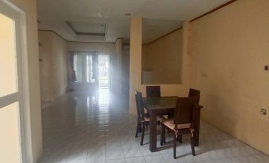 Dijual Rumah tnh 157 komplek Wika