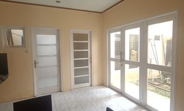 Dijual Rumah tnh 157 komplek Wika