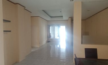 Dijual Rumah tnh 157 komplek Wika