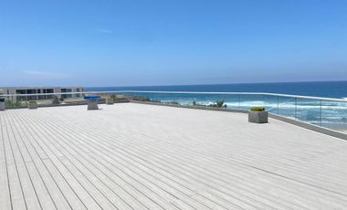 Beautiful Oceanfront Condominium