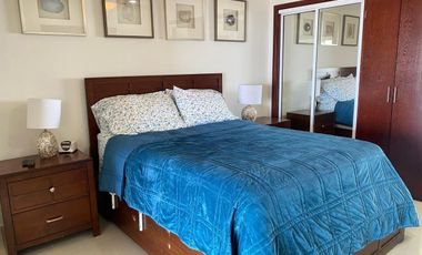 Beautiful Oceanfront Condominium