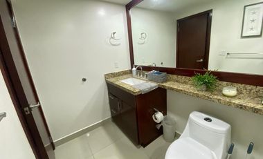 Beautiful Oceanfront Condominium