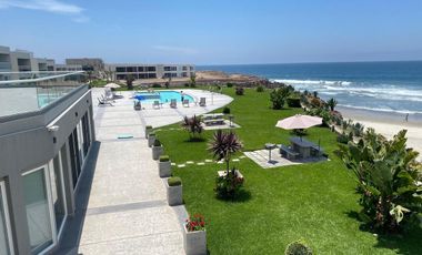 Beautiful Oceanfront Condominium