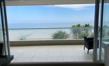 Beautiful Oceanfront Condominium