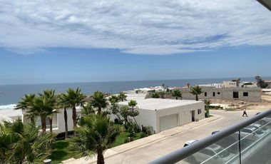 Beautiful Oceanfront Condominium