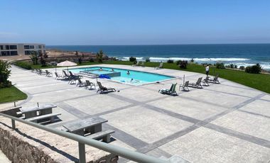 Beautiful Oceanfront Condominium