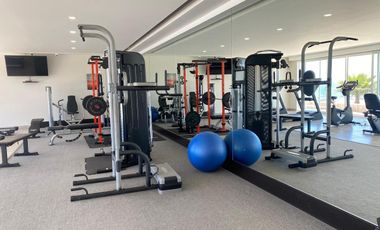 Beautiful Oceanfront Condominium