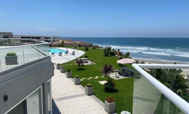 Beautiful Oceanfront Condominium