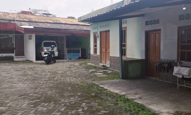 Tanah Luas Lokasi Strategis Tengah Kota Cocok Untuk Kost Taman siswa