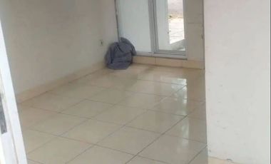 Disewakan Rp800 perBulan. 250 mtr dari Stasiun. Dekat BSD