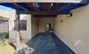 CASA EN UNA SOLA PLANTA CON PILETA, EN EXCELENTE ESTADO! APTO CREDITO!