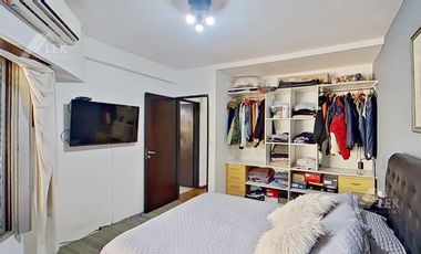 CASA EN UNA SOLA PLANTA CON PILETA, EN EXCELENTE ESTADO! APTO CREDITO!