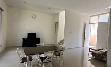 Dijual Rumah 2 Lantai Siap Huni, Semi Furnish di CitraLand Celebes