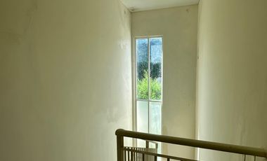Dijual Rumah 2 Lantai Siap Huni, Semi Furnish di CitraLand Celebes