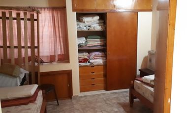 IMPECABLE TRIPLEX   EN COSTA AZUL.100 metros del mar