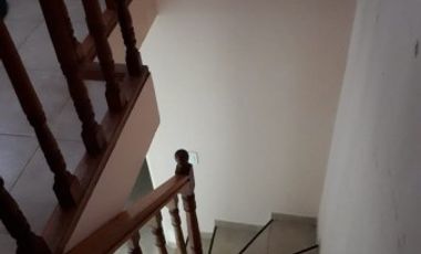 IMPECABLE TRIPLEX   EN COSTA AZUL.100 metros del mar