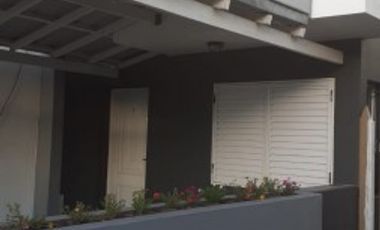 IMPECABLE TRIPLEX   EN COSTA AZUL.100 metros del mar