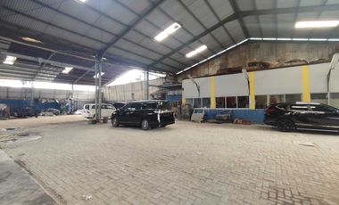 GUDANG BENGKEL TENDEAN MAMPANG PRAPATAN 2300 M2 COCOK UNTUK PADEL