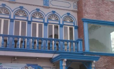 Disewakan bangunan mandiri di lantai 2. jalan raya , dekat Hypermart