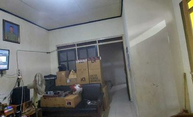 RUMAH HOOK STRATEGIS SEBELAH BAKSO PAK KRIBO JAPUNAN MERTOYUDAN