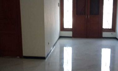 Rumah Mewah Di Komplek Taman Duren Sawit