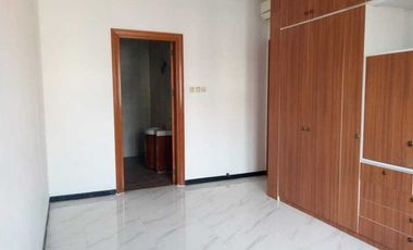 Rumah Mewah Di Komplek Taman Duren Sawit